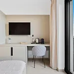Comfort & Style In Vibrant Coliving Värdshus Luxemburg