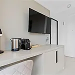 Comfort & Style In Vibrant Coliving * Luxemburg