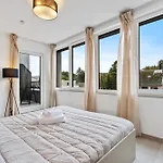 Comfort & Style In Vibrant Coliving
