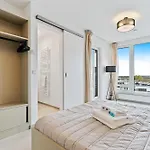 Comfort & Style In Vibrant Coliving Värdshus Luxemburg