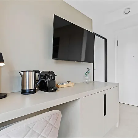 Comfort & Style In Vibrant Coliving * Luxembourg