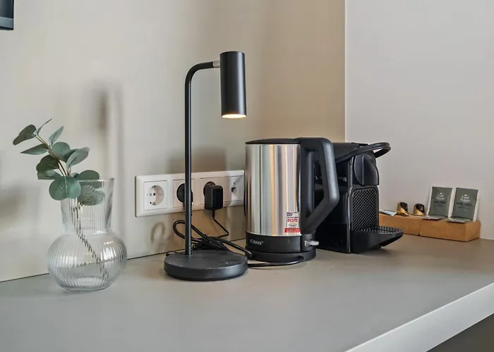 Kro Comfort & Style In Vibrant Coliving