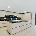 Comfort & Style In Vibrant Coliving