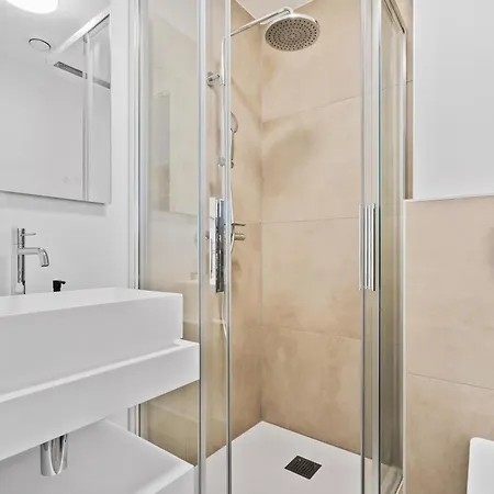 Comfort & Style In Vibrant Coliving Luxemburg