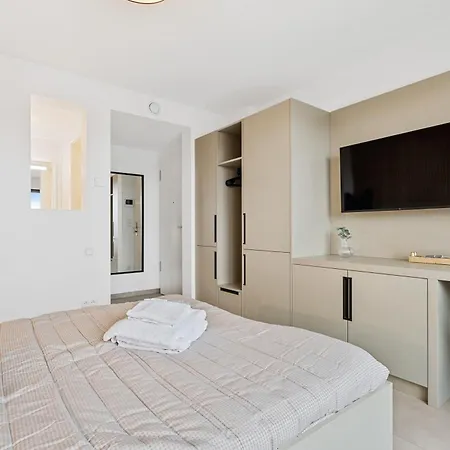 Comfort & Style In Vibrant Coliving