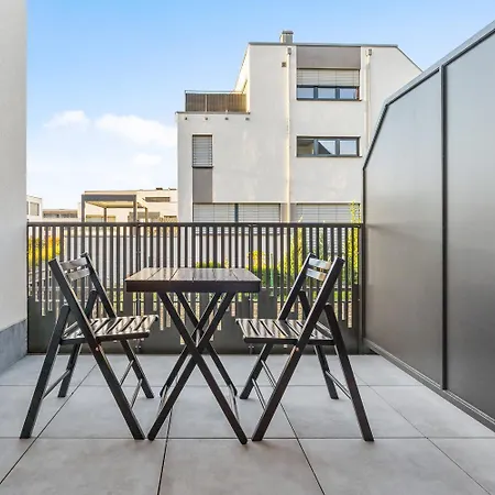 Comfort & Style In Vibrant Coliving Gasthof Luxemburg