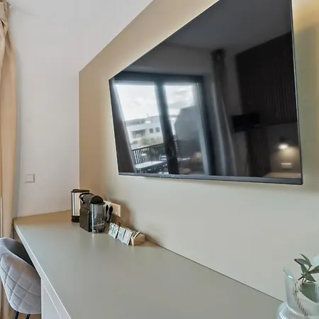 Comfort & Style In Vibrant Coliving Luxemburg
