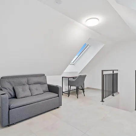 Locanda Comfort & Style In Vibrant Coliving