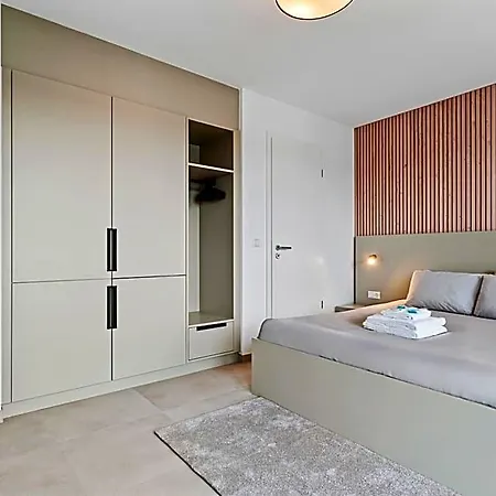 Comfort & Style In Vibrant Coliving * Luxembourg
