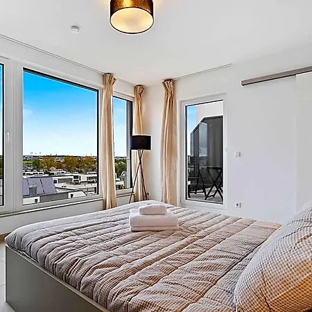 Comfort & Style In Vibrant Coliving