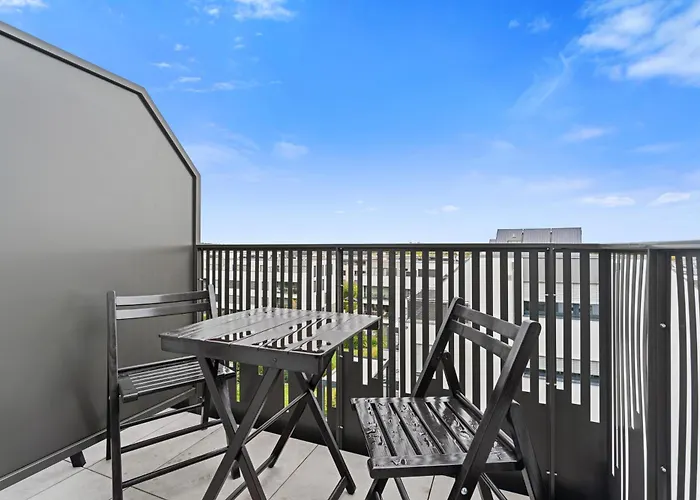 Comfort & Style In Vibrant Coliving Herberg