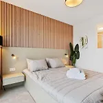 Comfort & Style In Vibrant Coliving *