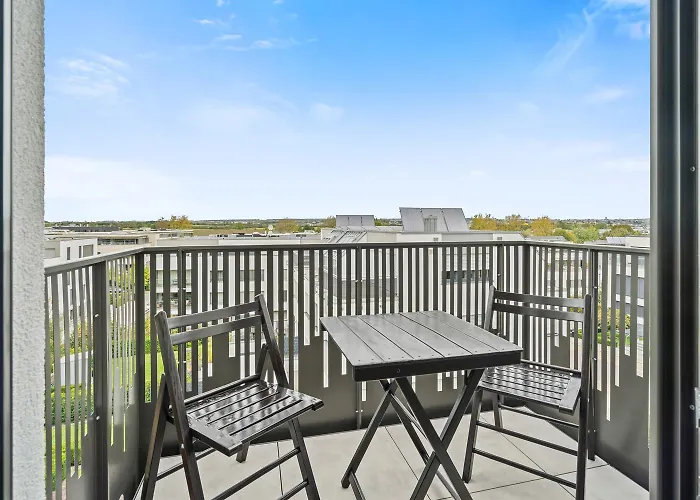 Comfort & Style In Vibrant Coliving 宾馆